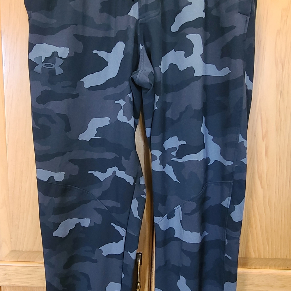 Under Armour Camo Leggings